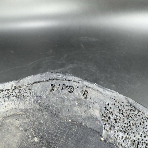 Desktop Bucket Boonie Fishing Hat Paperweight Polyresin Keypoint Signed Kip 08 - Picture 6 of 16